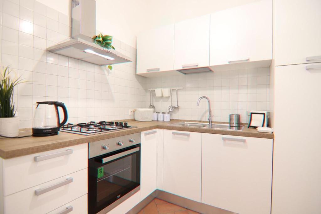 Colosseum 20 Apartment Рим Екстер'єр фото