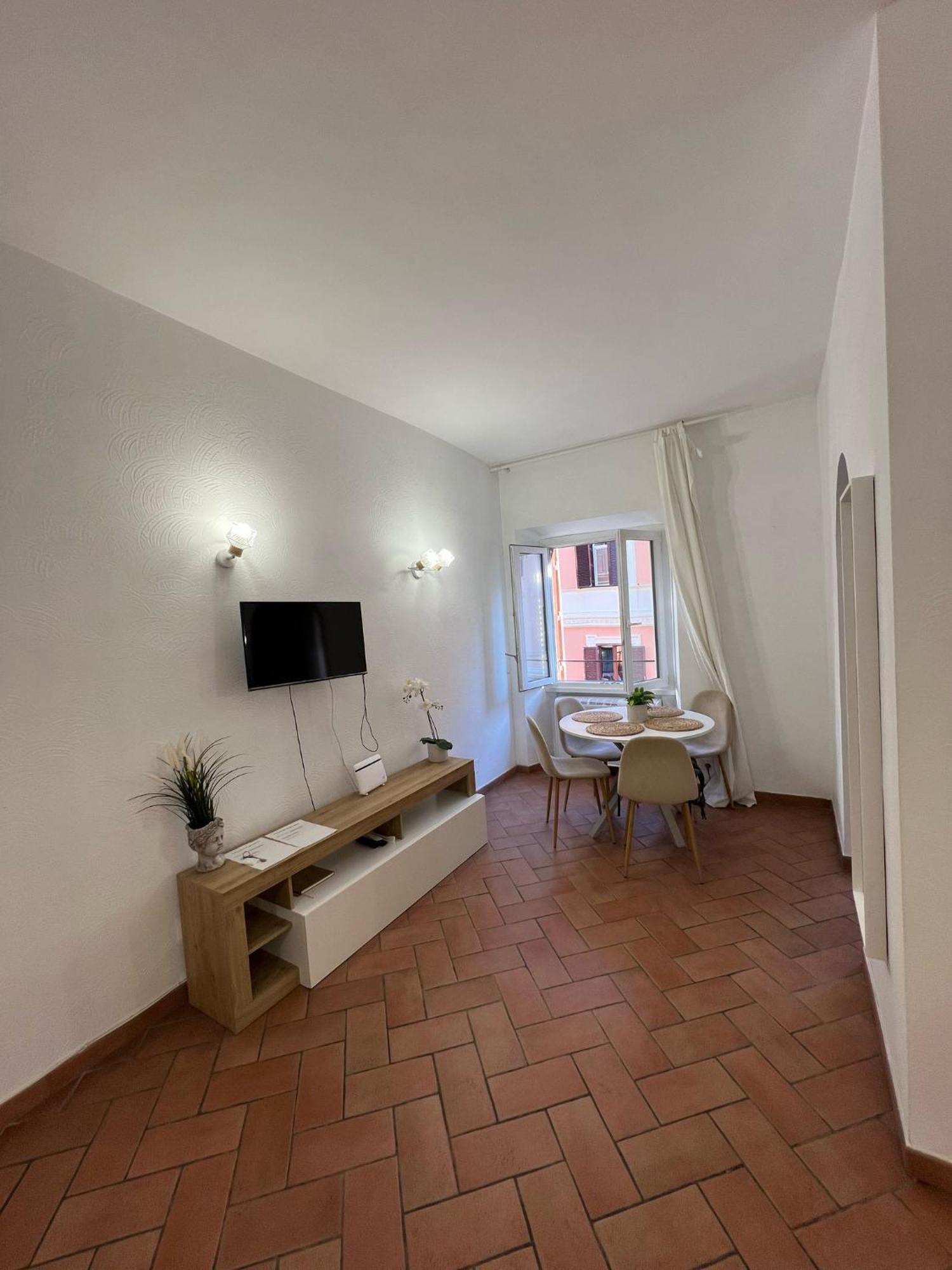 Colosseum 20 Apartment Рим Екстер'єр фото